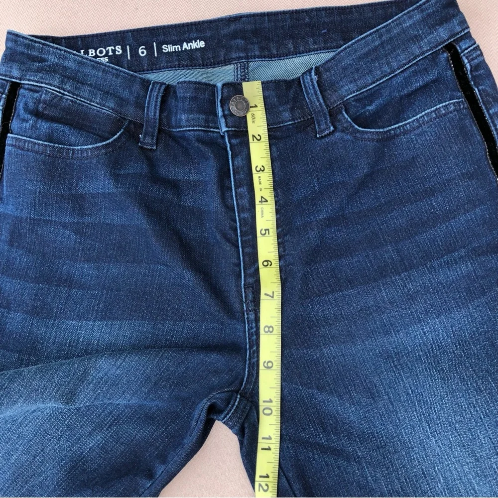 Talbots Flawless Stretchy Black Velvet‎ Trim Sides Blue Wash Slim Ankle Jeans 6